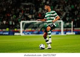 扑克里长期思维怎么建立（如何在扑克中培养长期战略思维）